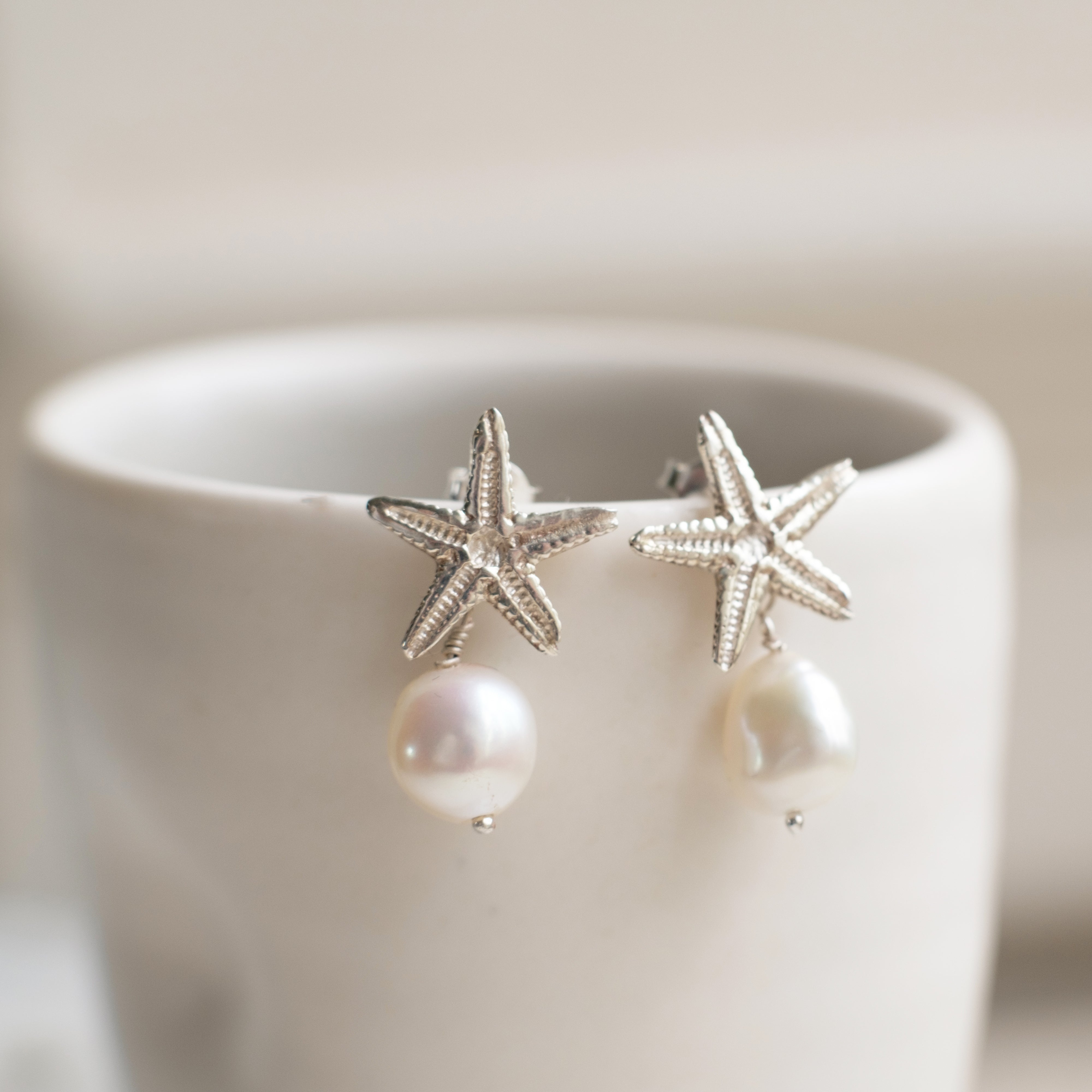 Starfish and Pearl Sterling Silver Drop Earring 