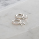 Huggie earrings with mini bee 